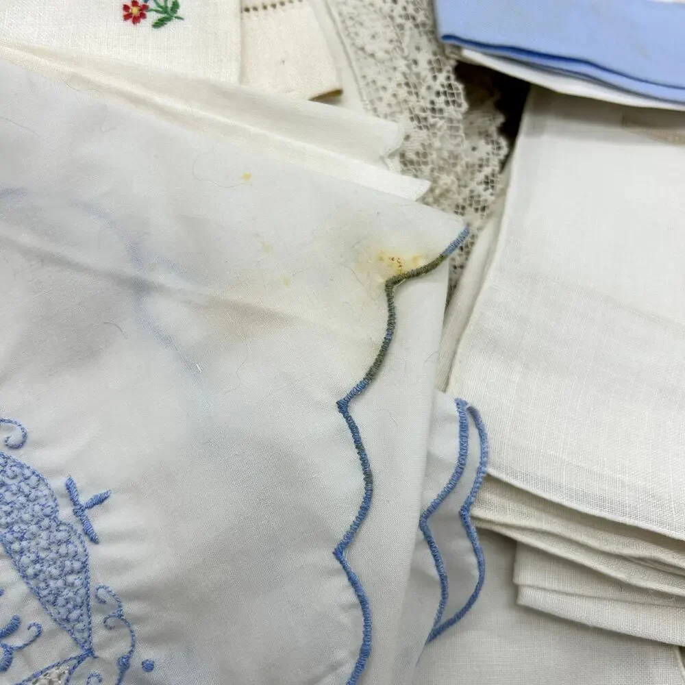 Vintage Table Linens Lot Stained Upcycling Napkins Placemats Floral Embroidered